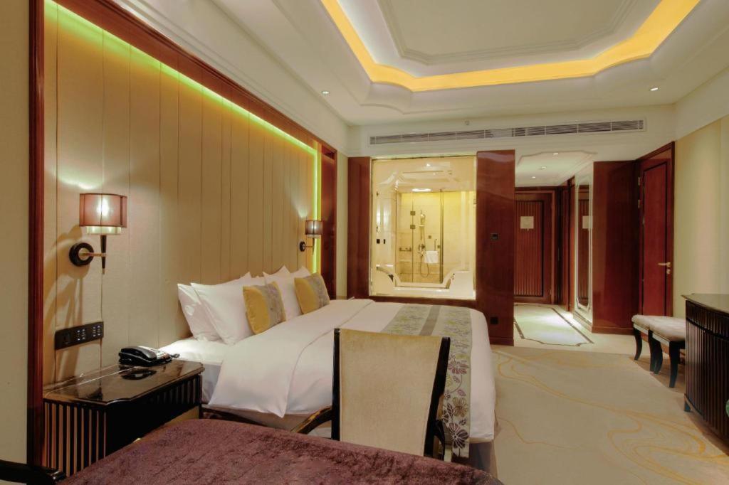 Wyndham Grand Plaza Royale Xianglin Shaoyang Otel Dış mekan fotoğraf
