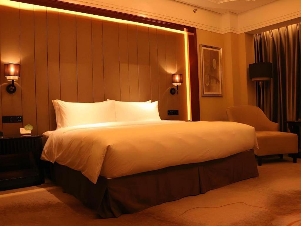 Wyndham Grand Plaza Royale Xianglin Shaoyang Otel Dış mekan fotoğraf