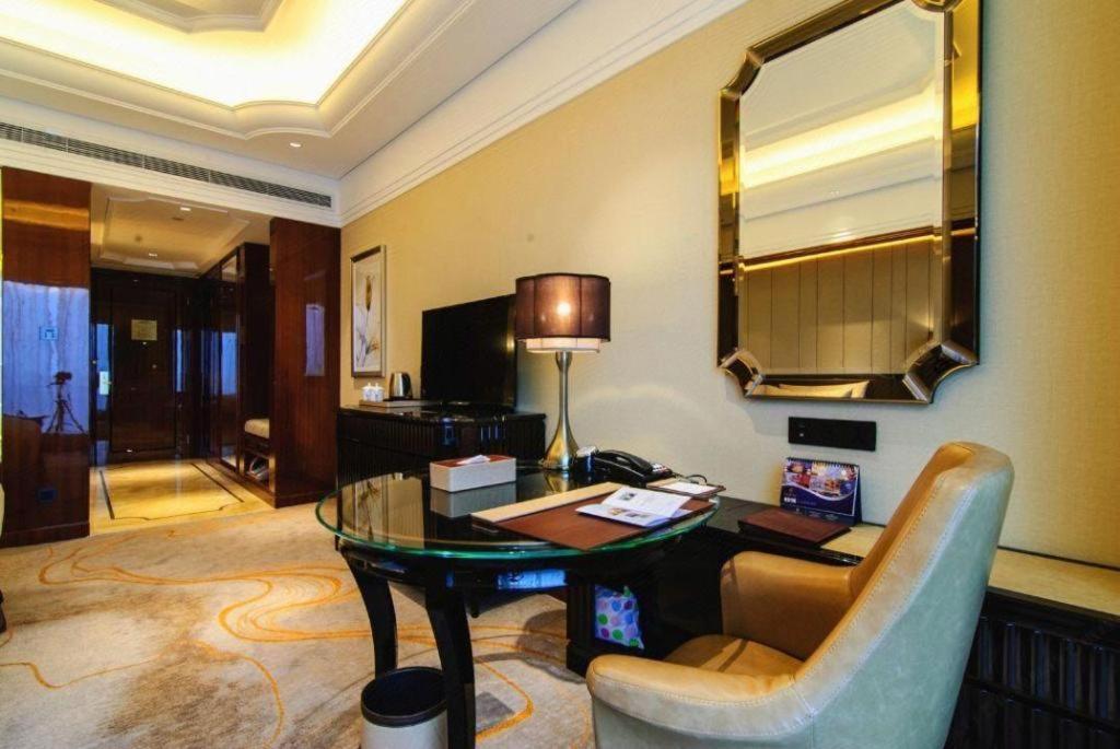 Wyndham Grand Plaza Royale Xianglin Shaoyang Otel Dış mekan fotoğraf