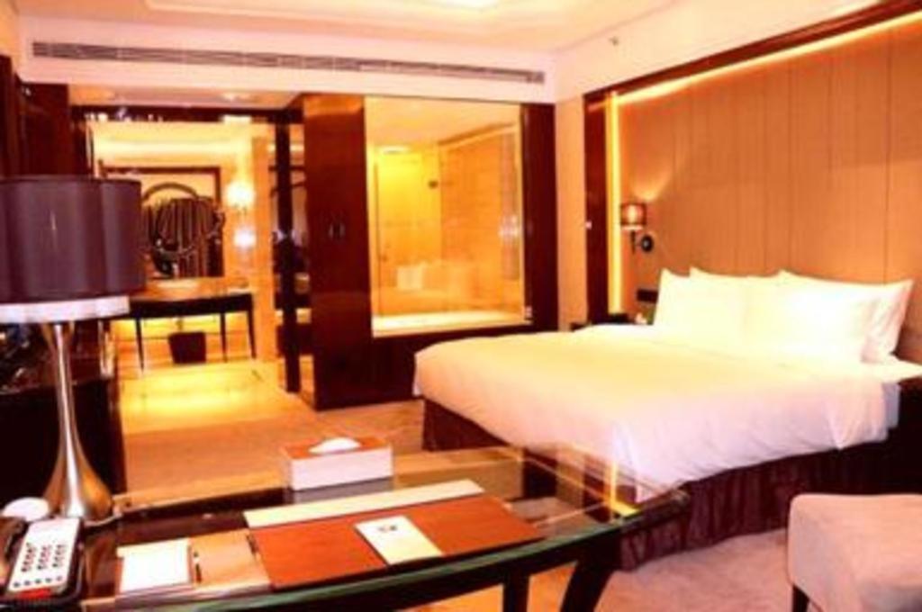 Wyndham Grand Plaza Royale Xianglin Shaoyang Otel Dış mekan fotoğraf