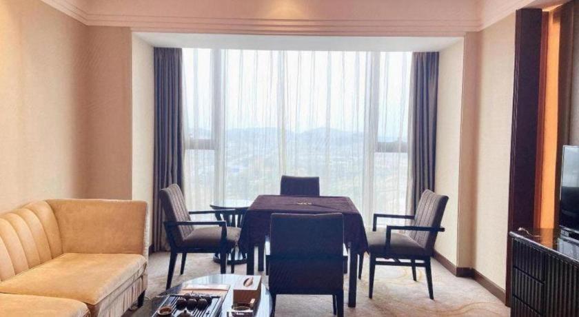 Wyndham Grand Plaza Royale Xianglin Shaoyang Otel Dış mekan fotoğraf